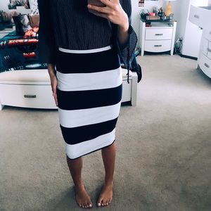 Pencil midi skirt